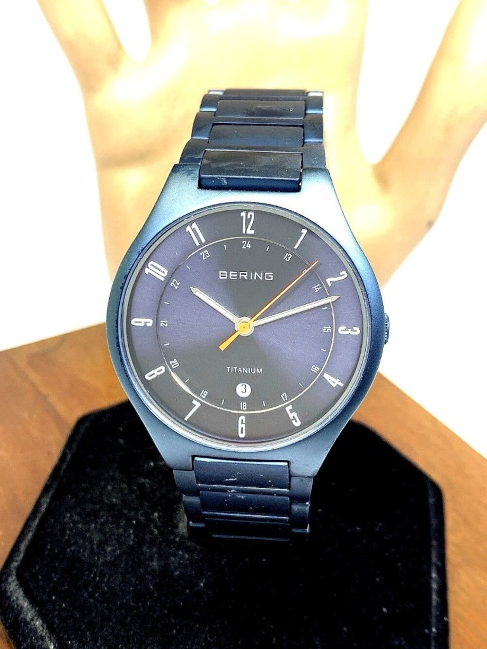 Bering Men's Watch 11739-797 Titanium Quartz Blue Dial Date 39mm Slim